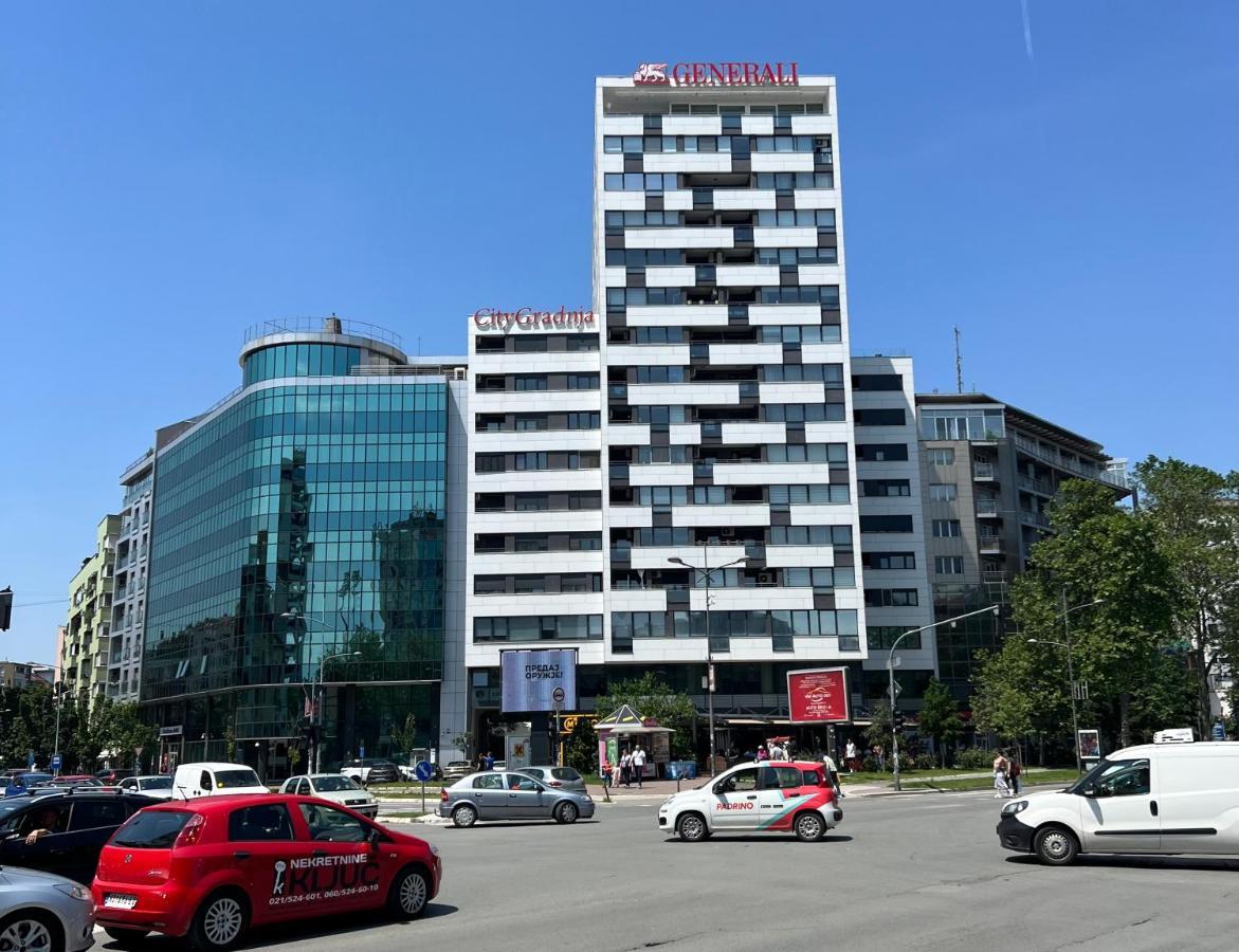 Prestige Lux Apartment Novi Sad Bagian luar foto